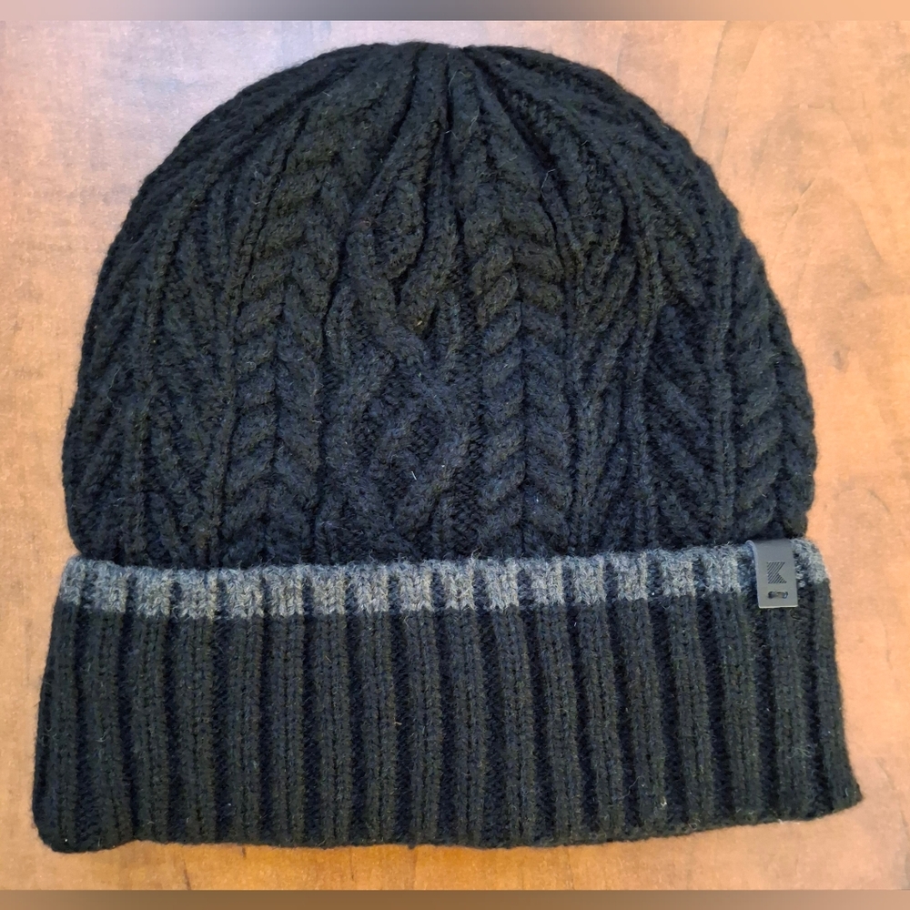 Black Unisex Winter Hat By Kooringal One Size NWOT